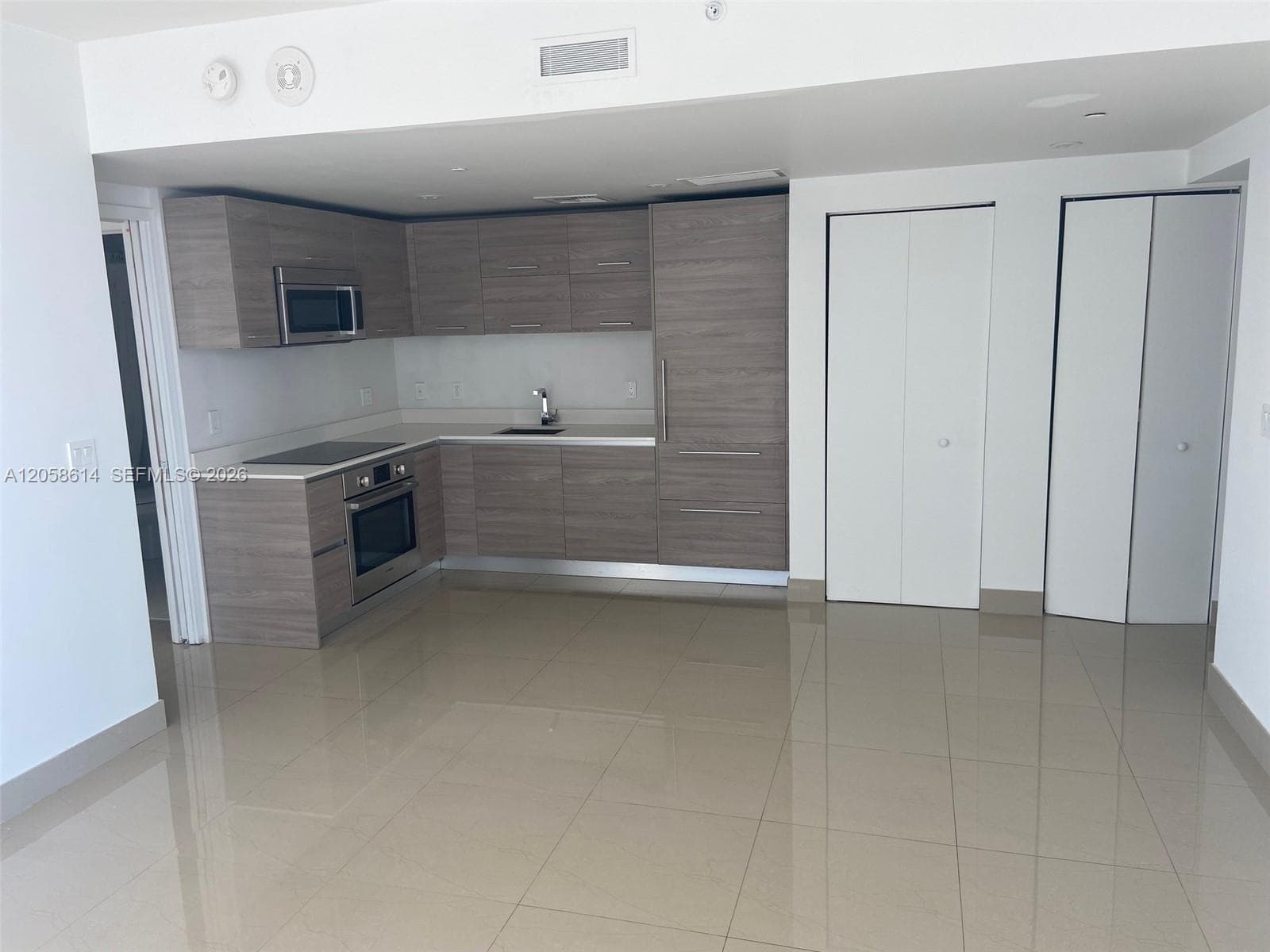 1300 S Miami Ave # 2207, Miami FL 33130 photo 5