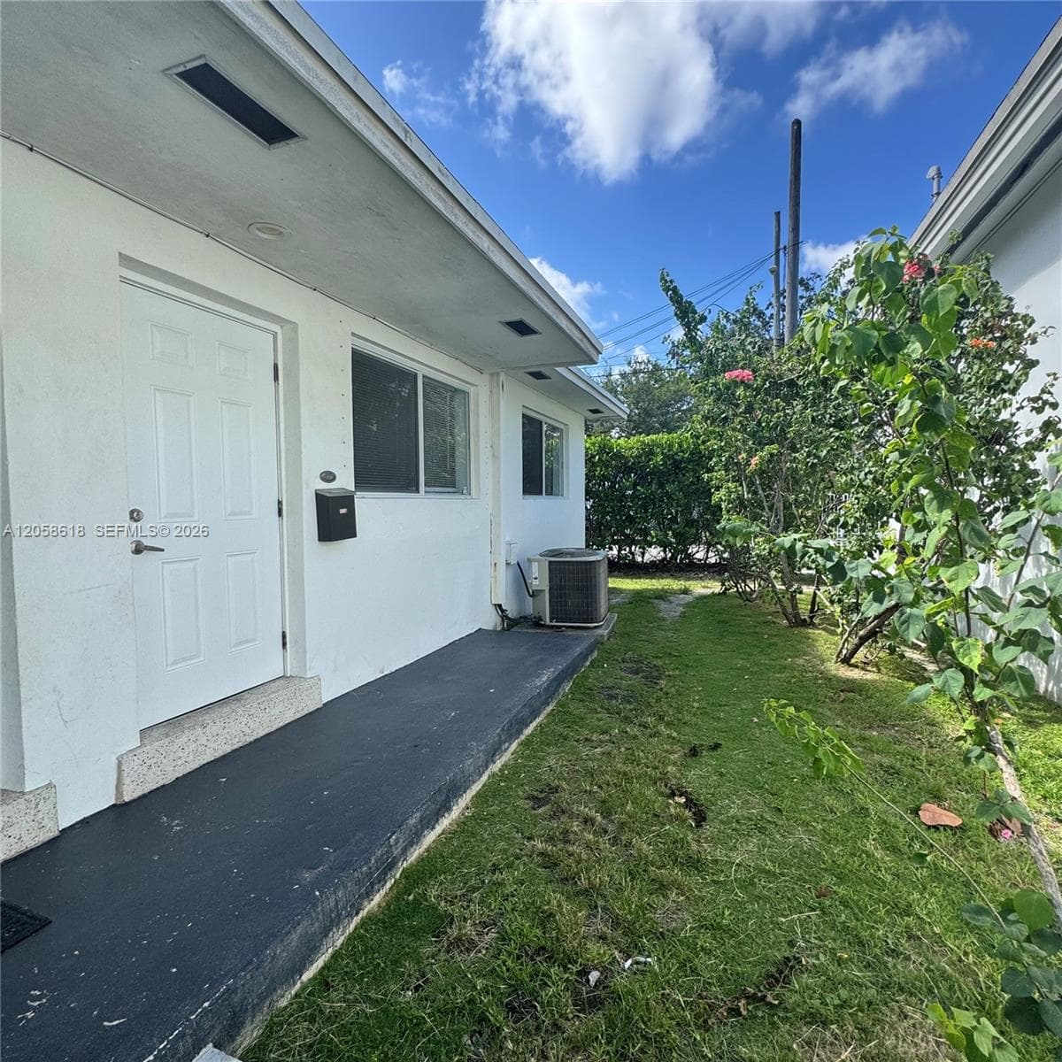 6157 SW 64th St # 6157, South Miami FL 33143
