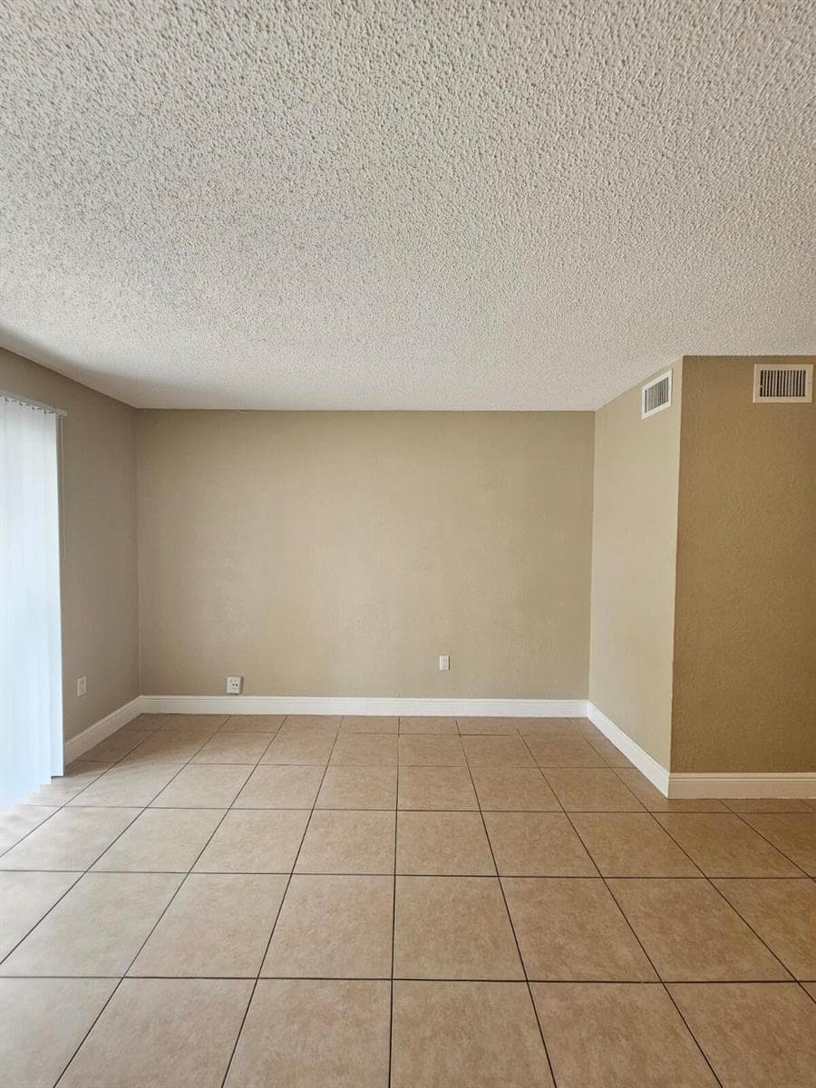 4324 NW 9TH Avenue # 1C, Deerfield Beach FL 33064 photo 3