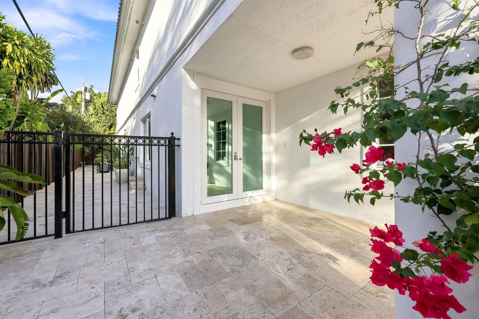 1812 NE 26th Avenue, Fort Lauderdale FL 33305
