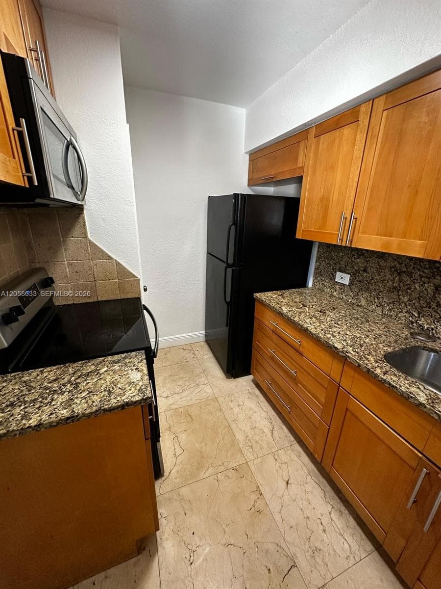 903 NE 111th St # 903, Biscayne Park FL 33161 photo 2