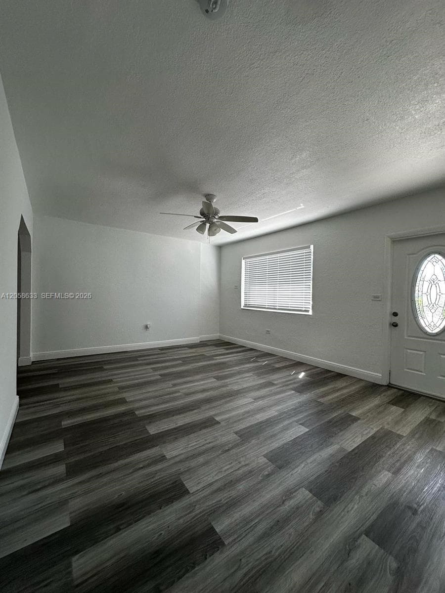 903 NE 111th St # 903, Biscayne Park FL 33161 photo 5