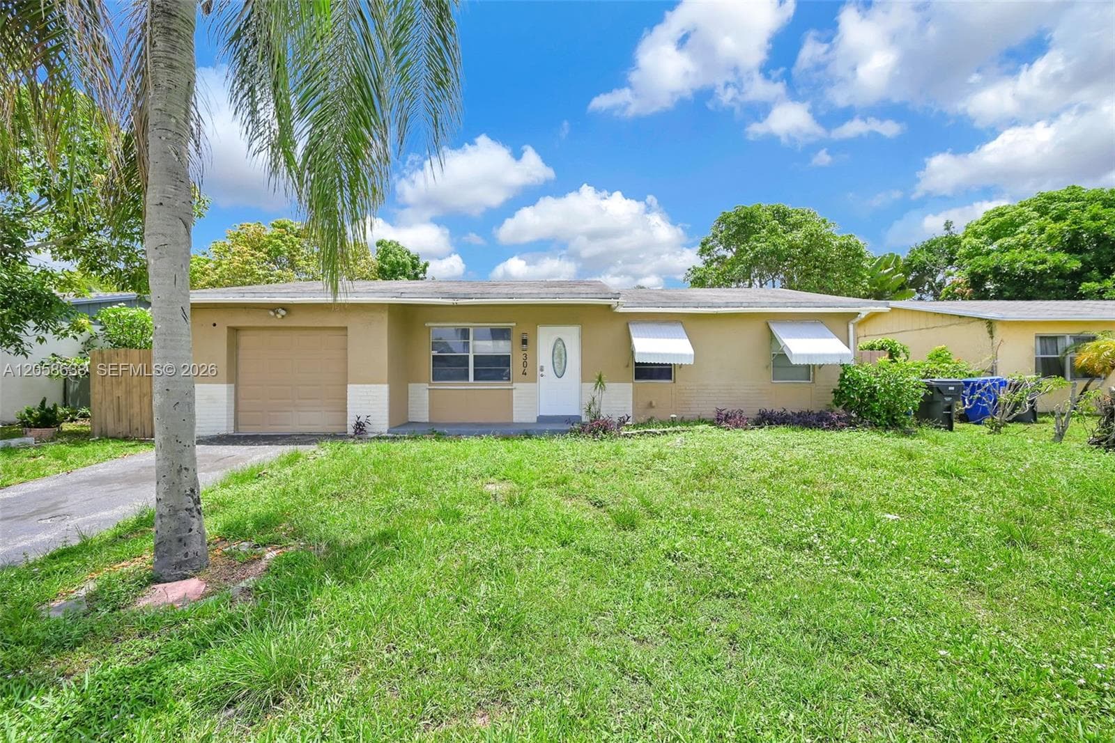 304 SW 77th Ave, North Lauderdale FL 33068 photo 2