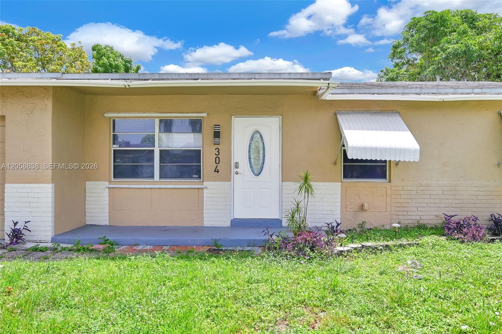 304 SW 77th Ave, North Lauderdale FL 33068