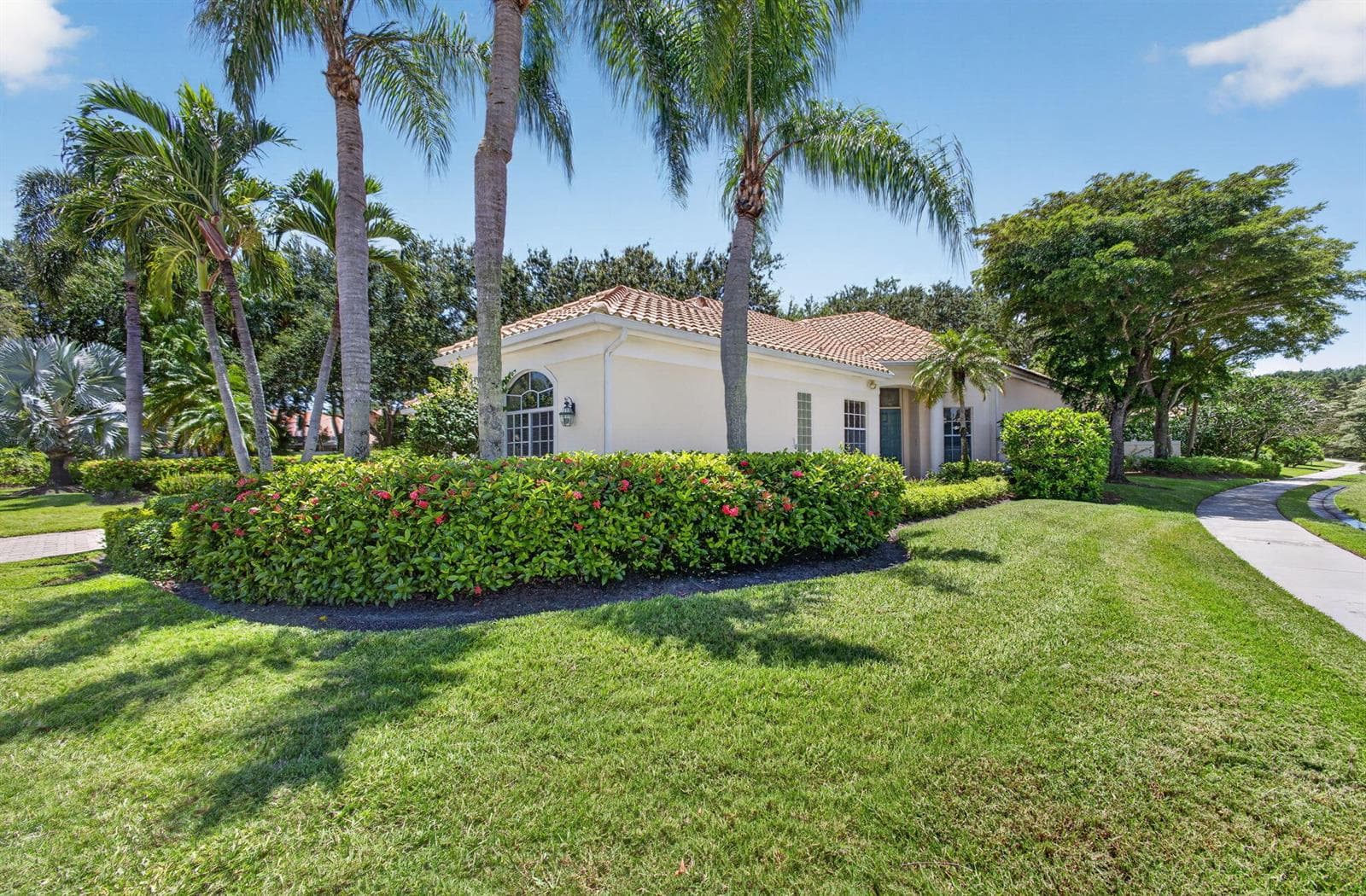 1048 DIAMOND HEAD Way, Palm Beach Gardens FL 33418 photo 2