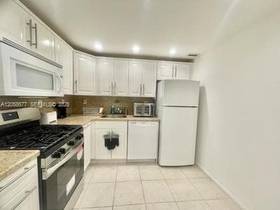 2030 S Ocean Dr # 903, Hallandale Beach FL 33009 photo 5