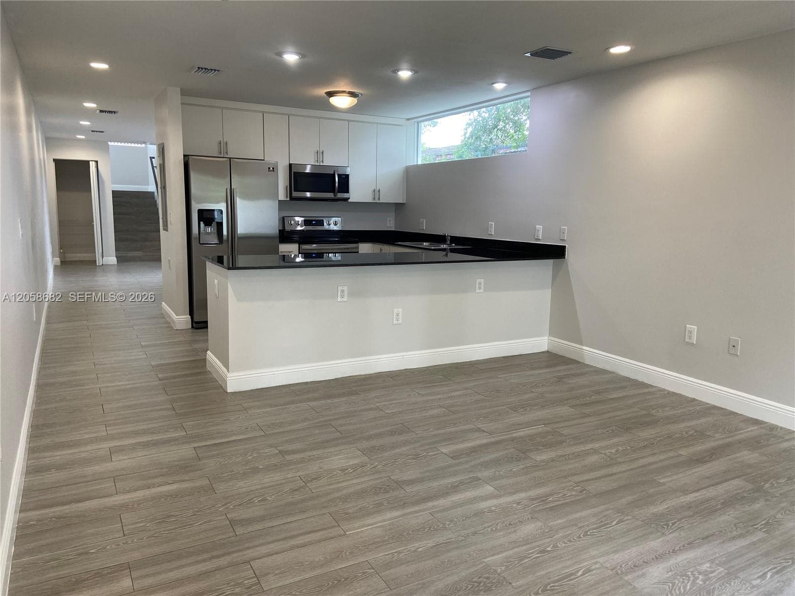 177 E 16th Street, Hialeah FL 33010 photo 4