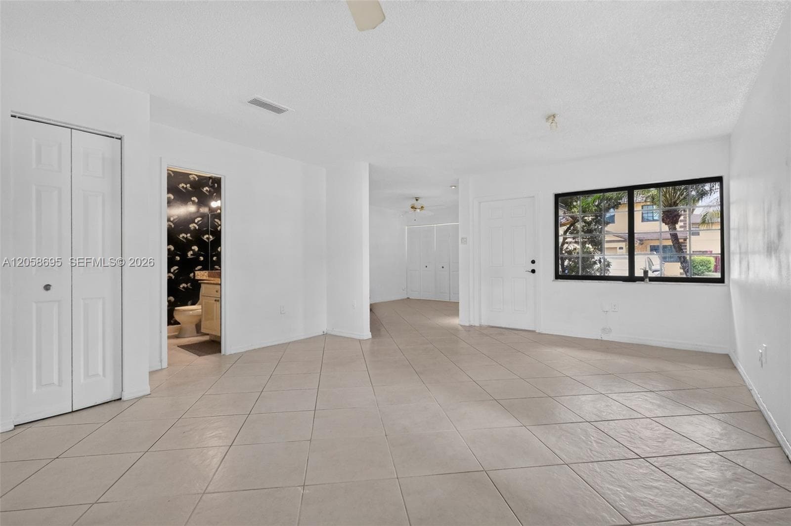 1130 NE 210th Ter, Miami FL 33179 photo 4