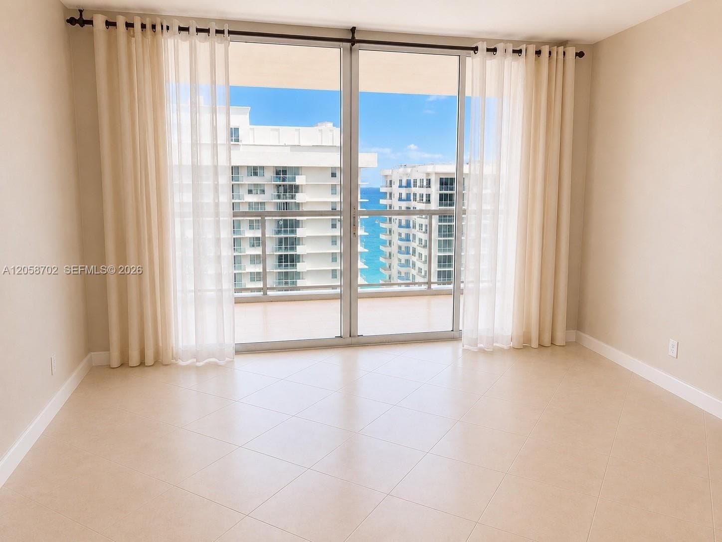 5600 Collins Ave # 17U, Miami Beach FL 33140 photo 3