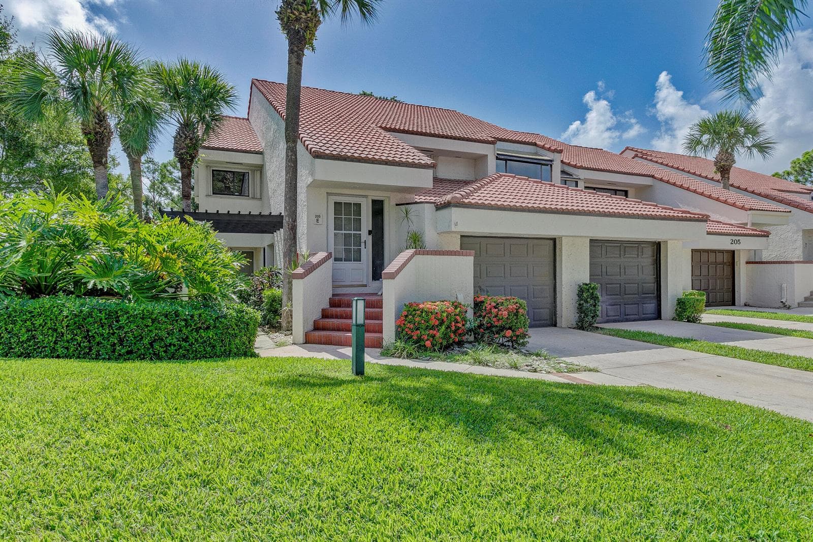 205 SEA OATS Drive, Juno Beach FL 33408 photo 3