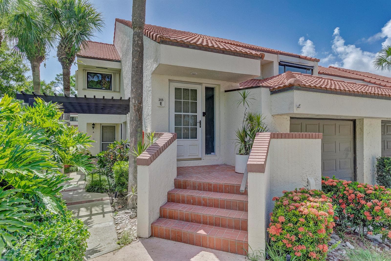 205 SEA OATS Drive, Juno Beach FL 33408 photo 4