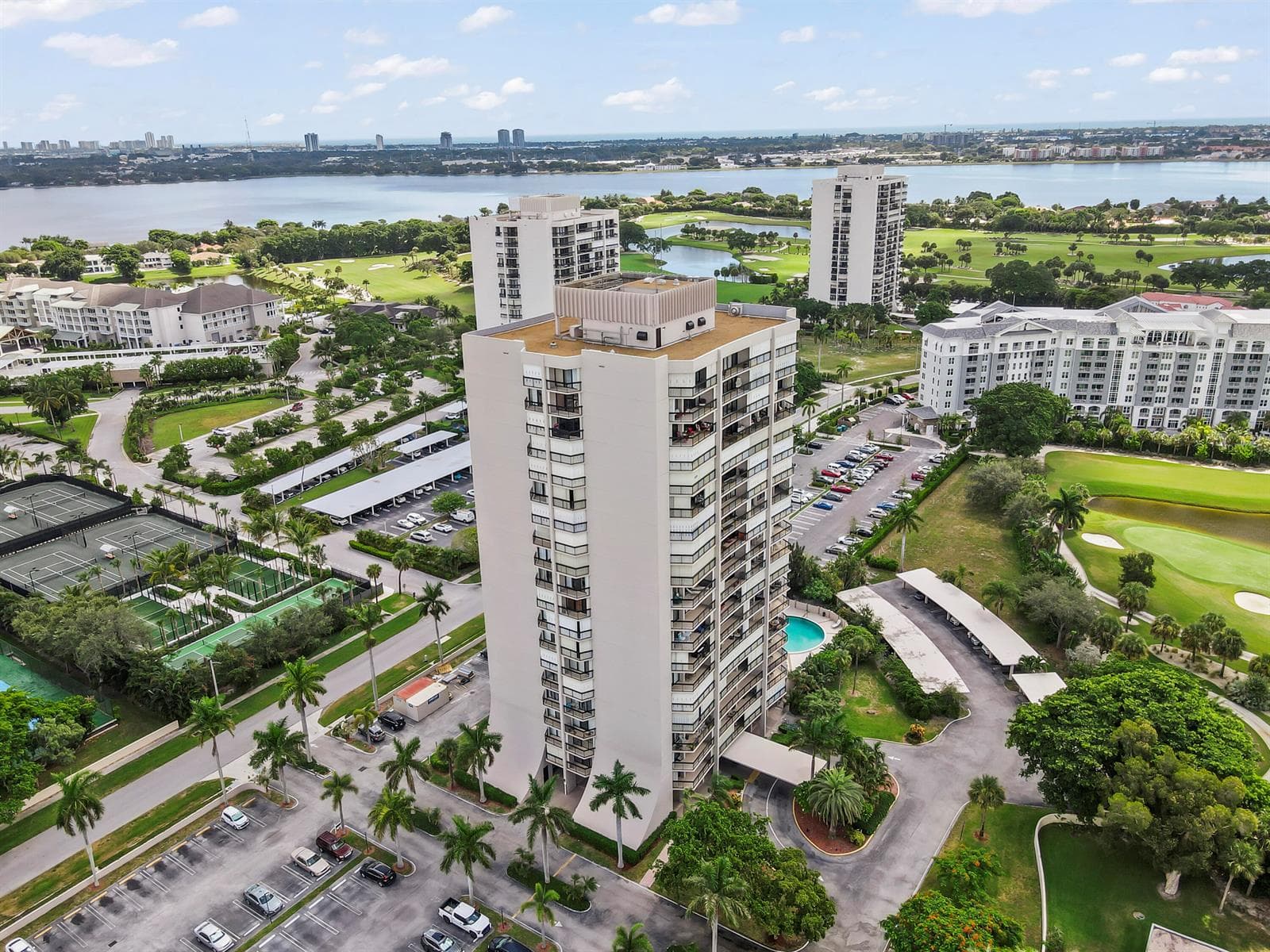 2425 PRESIDENTIAL Way # 1006, West Palm Beach FL 33401 photo 4