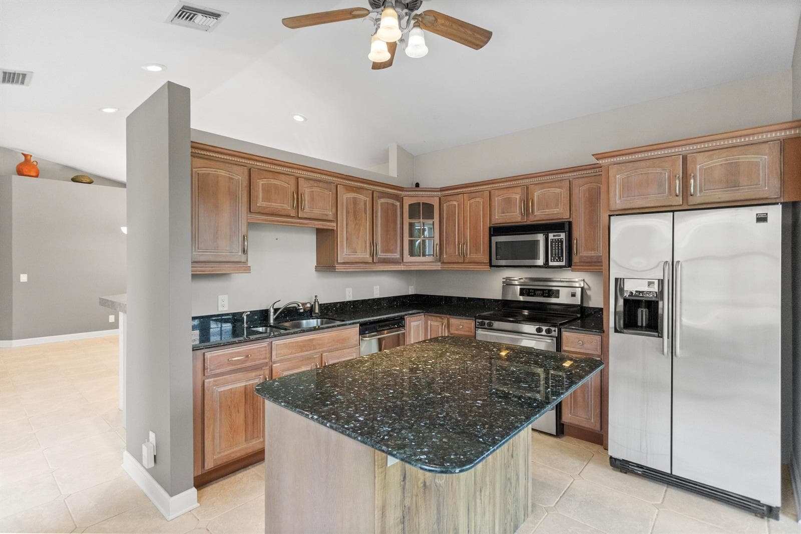 3254 NW 22nd Avenue, Oakland Park FL 33309 photo 5
