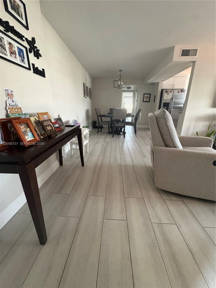 7620 Carlyle Ave # 502, Miami Beach FL 33141 photo 2