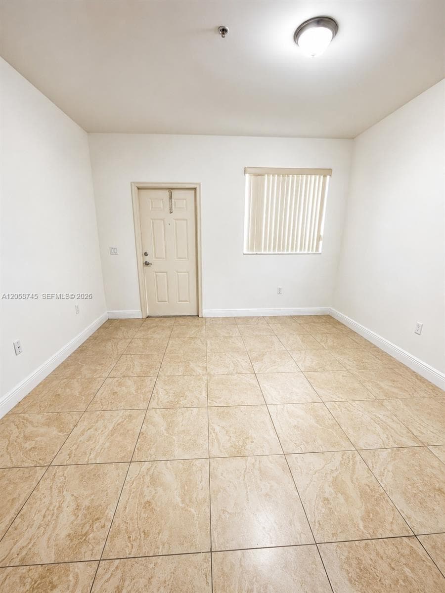 18120 NW 59th Ave # 202, Hialeah, FL 33015 photo 3