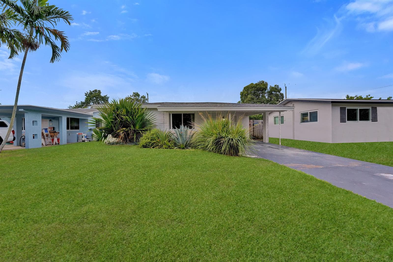 180 NW 48th Court, Oakland Park FL 33309 photo 4