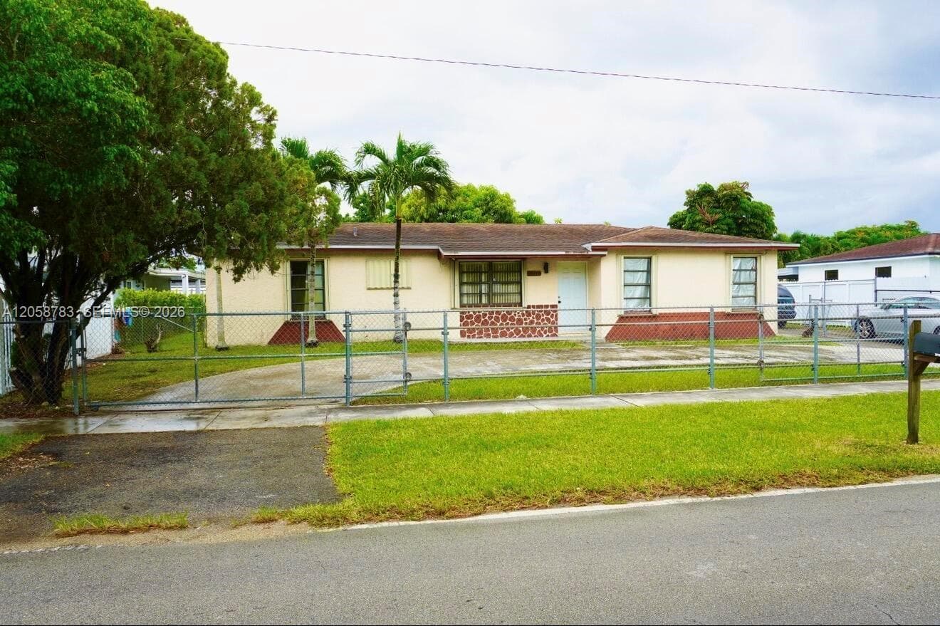 25410 SW 127th Ave, Homestead FL 33032