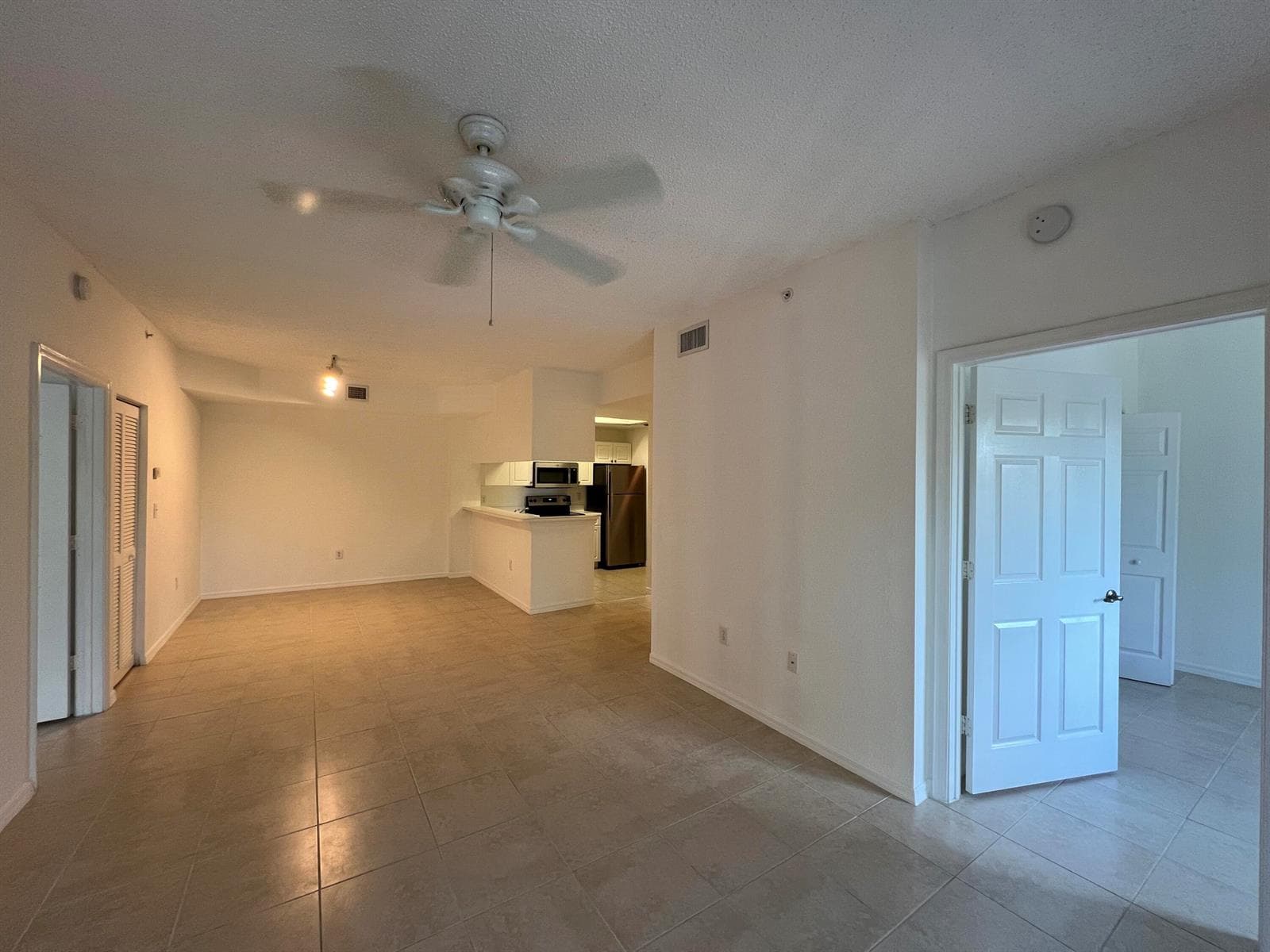 2812 GRANDE Parkway # 301, Palm Beach Gardens FL 33410 photo 2
