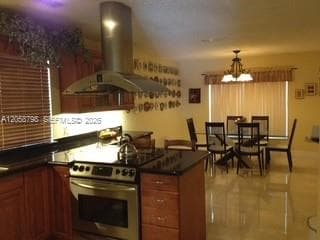 818 Garnet Cir, Weston FL 33326 photo 4