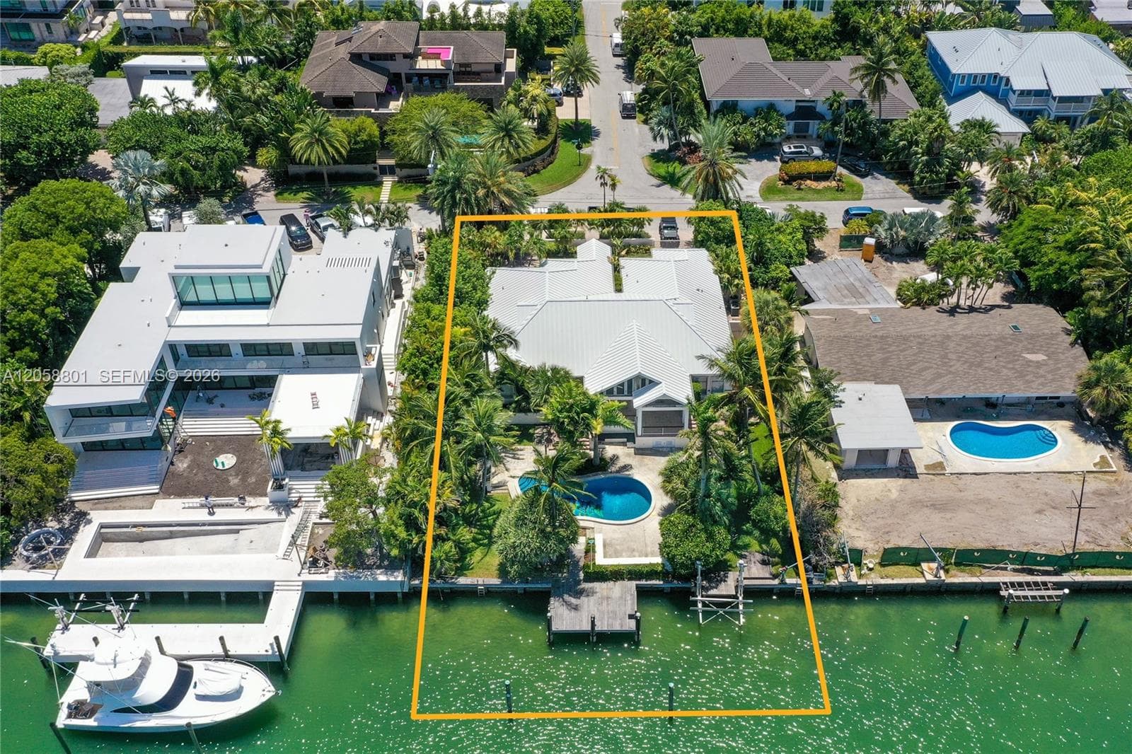 621 N Mashta Drive, Key Biscayne FL 33149 photo 3