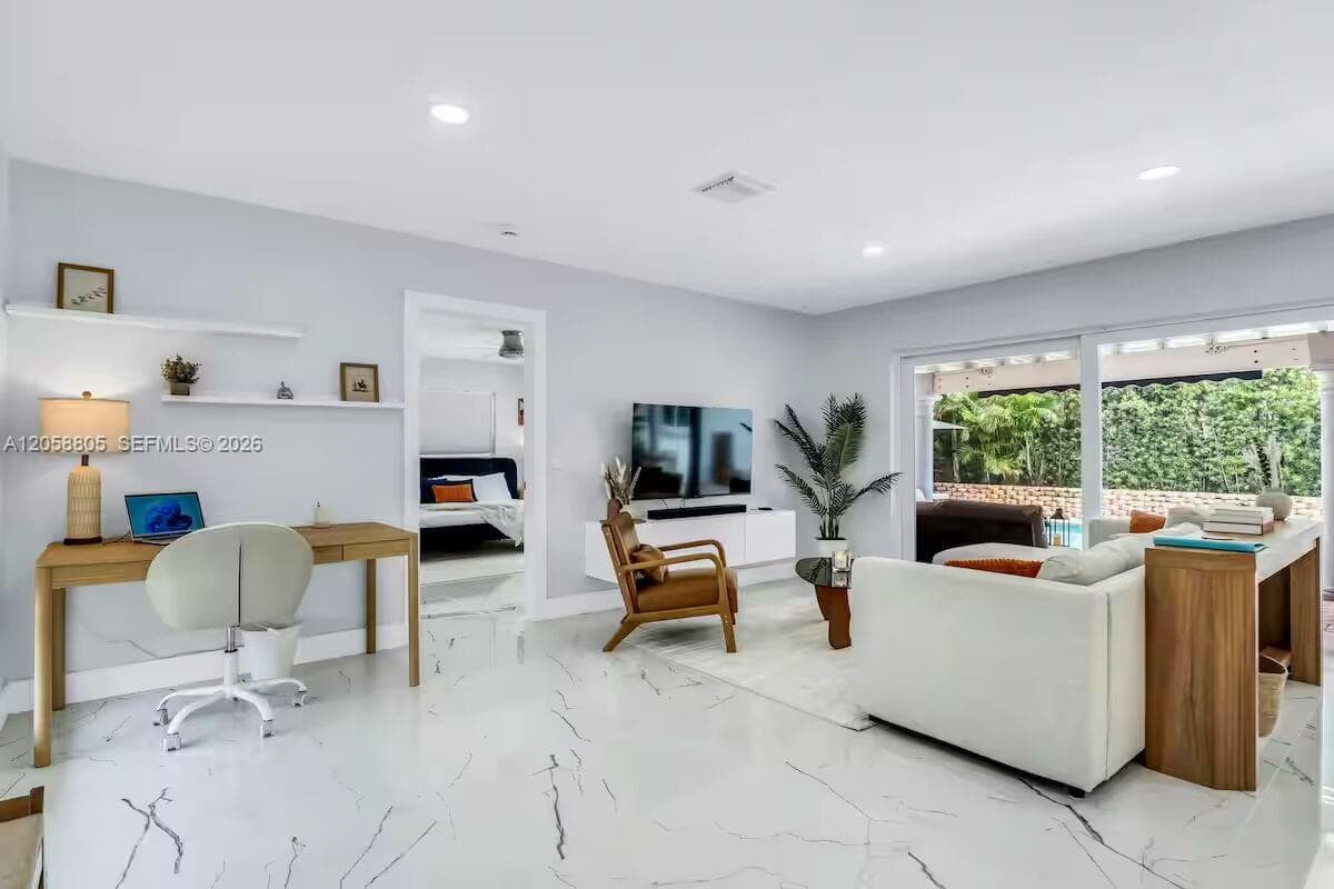 3204 Robbins Rd, Pompano Beach FL 33062 photo 2