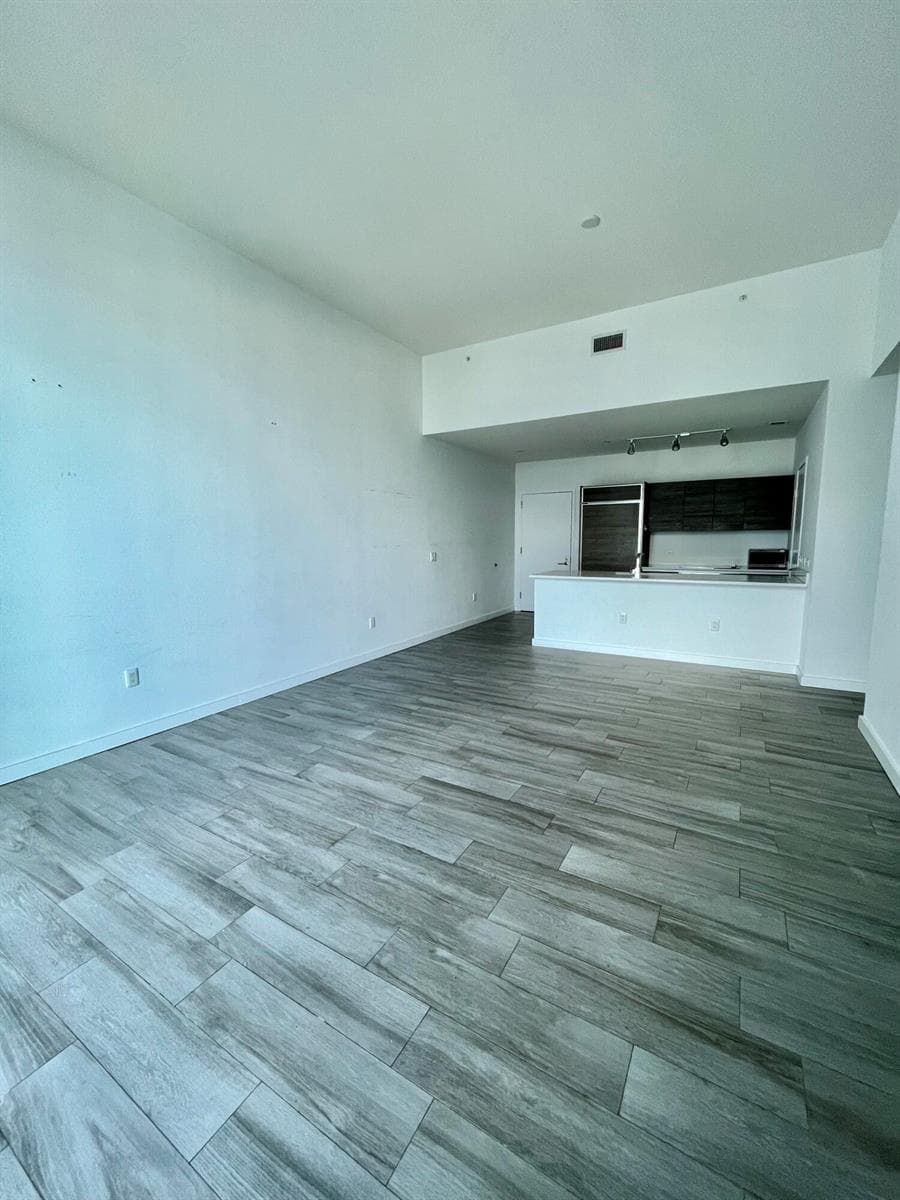 1100 S MIAMI Avenue # 4209, Miami FL 33130 photo 3
