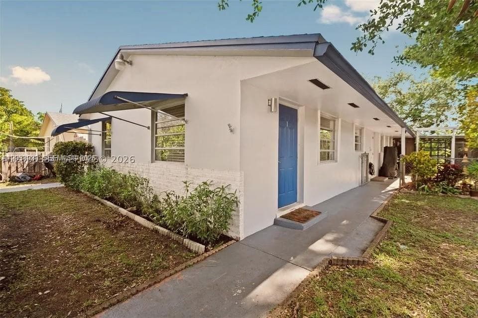 5120 SW 26th Ave # 1-2, Dania Beach FL 33312