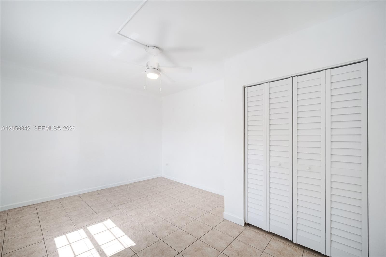 15431 Harding Ln, Homestead FL 33033 photo 5
