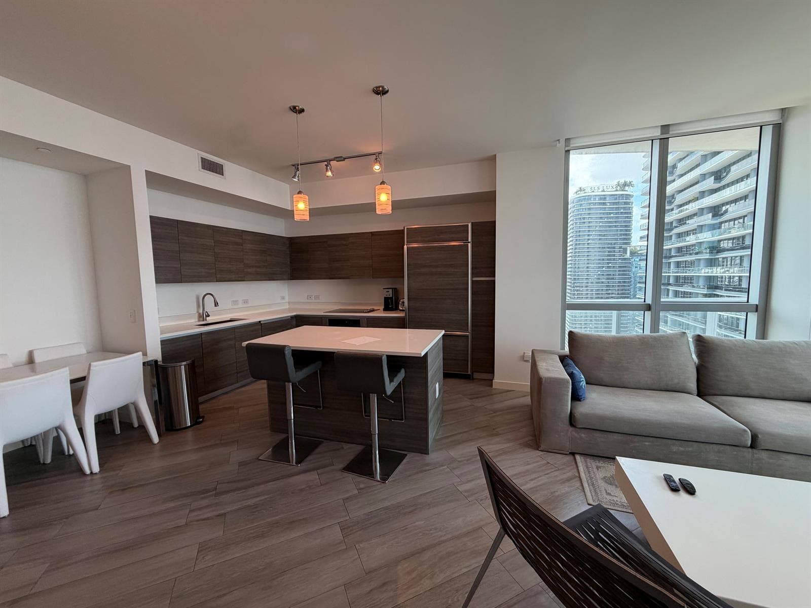 1100 S MIAMI Avenue # 4210, Miami FL 33130 photo 2