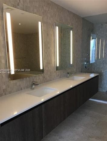 88 SW 7th St # 2603, Miami FL 33130 photo 4