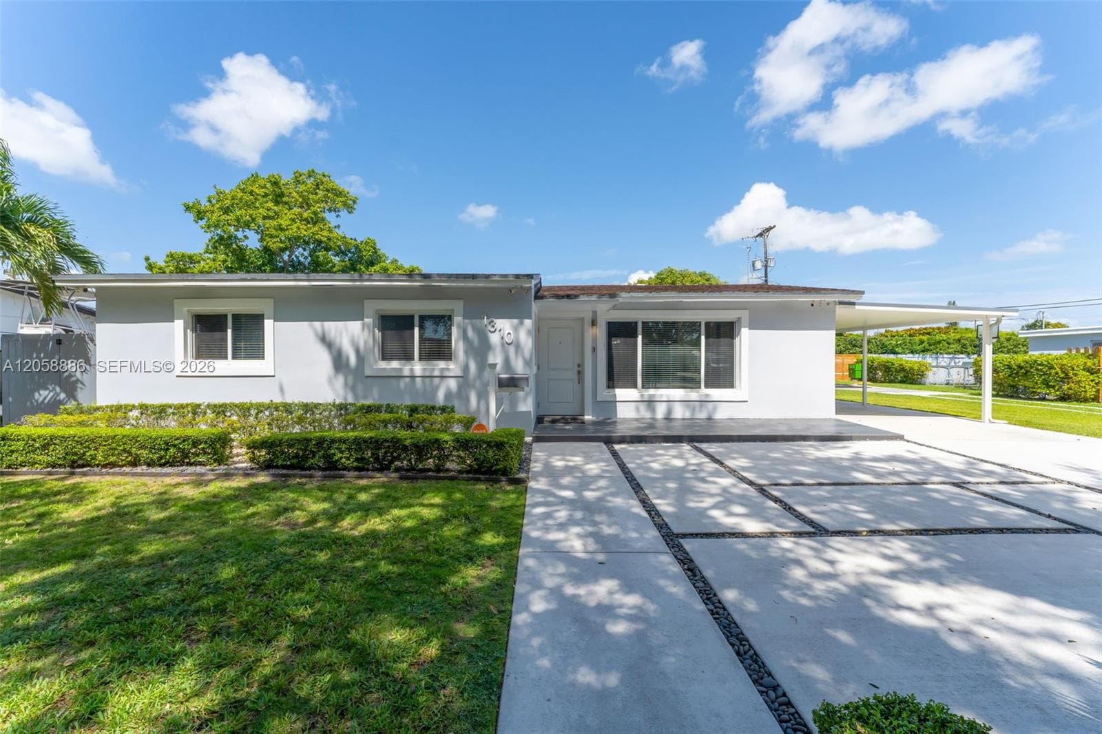 1310 SW 92nd Ave, Miami FL 33174