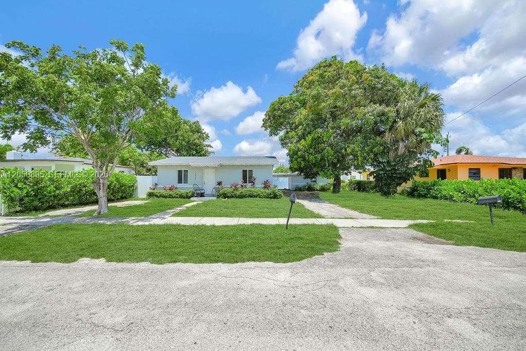 2925 NW 63rd St, Miami FL 33147 photo 4