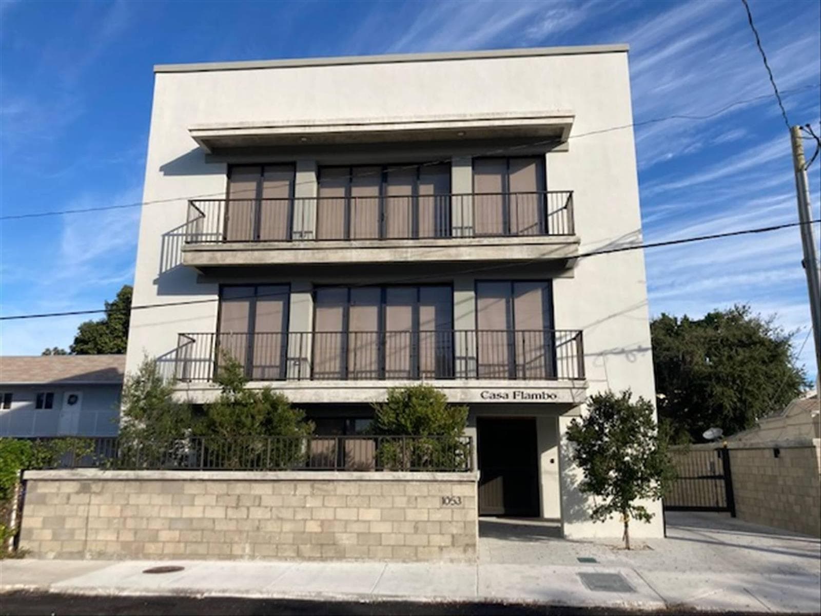 1053 NW 29th Street # Casa Flambo, Miami FL 33127 photo 5