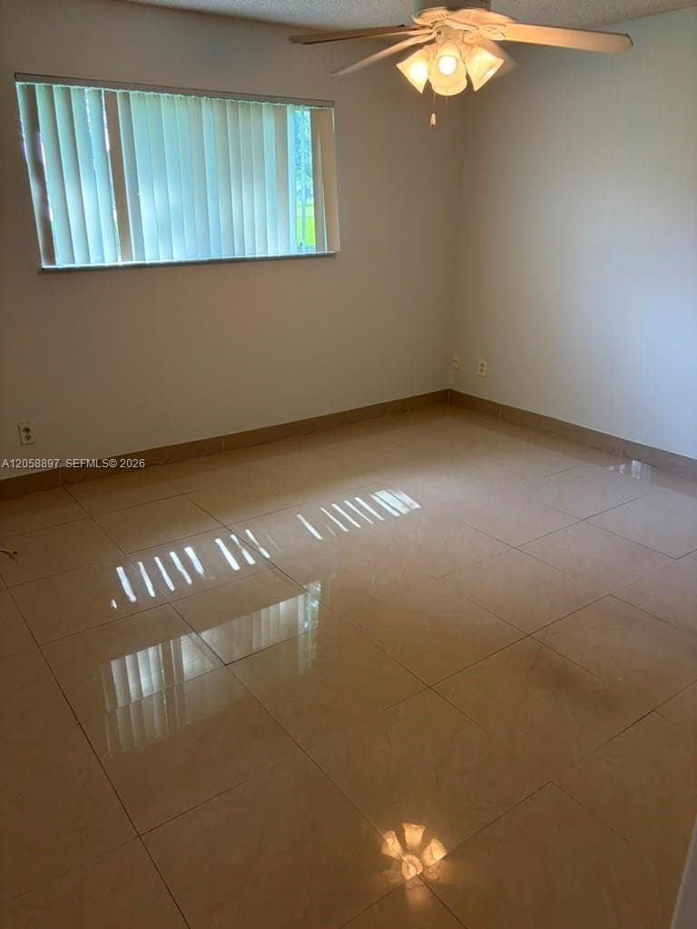 3461 NW 44th St # 102, Oakland Park FL 33309 photo 4