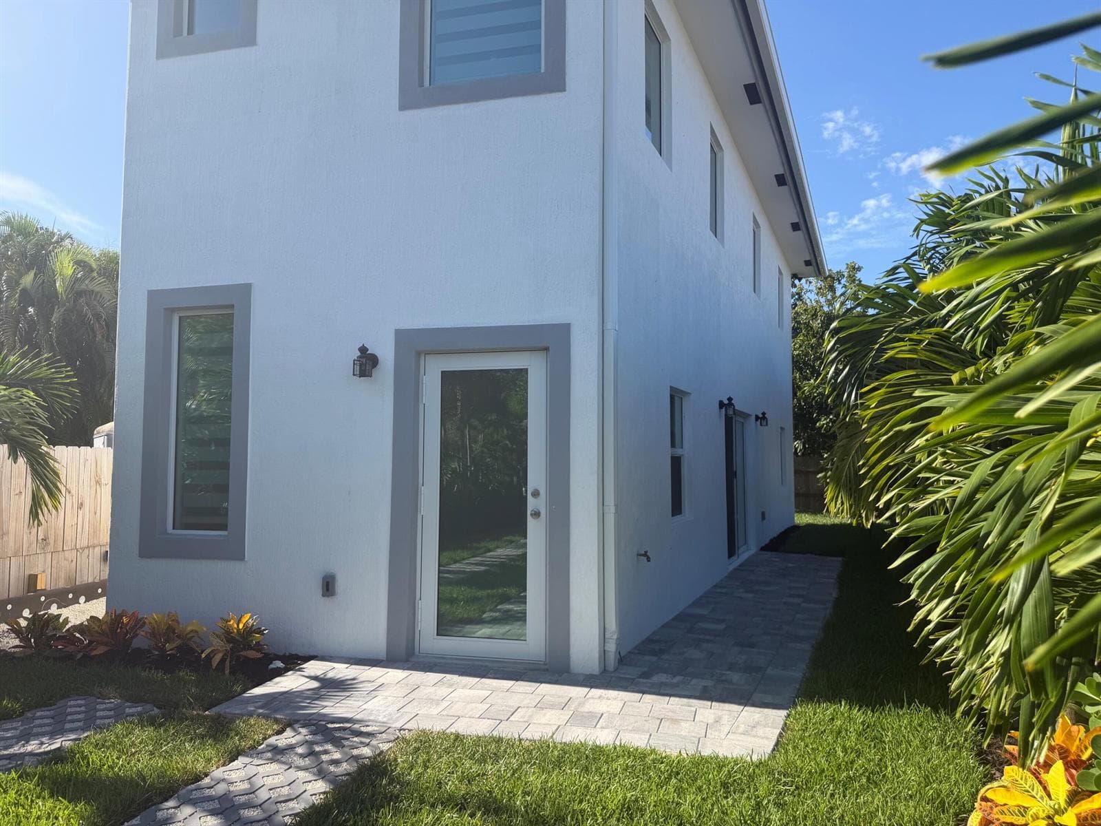 501 EL PRADO, West Palm Beach FL 33405 photo 2