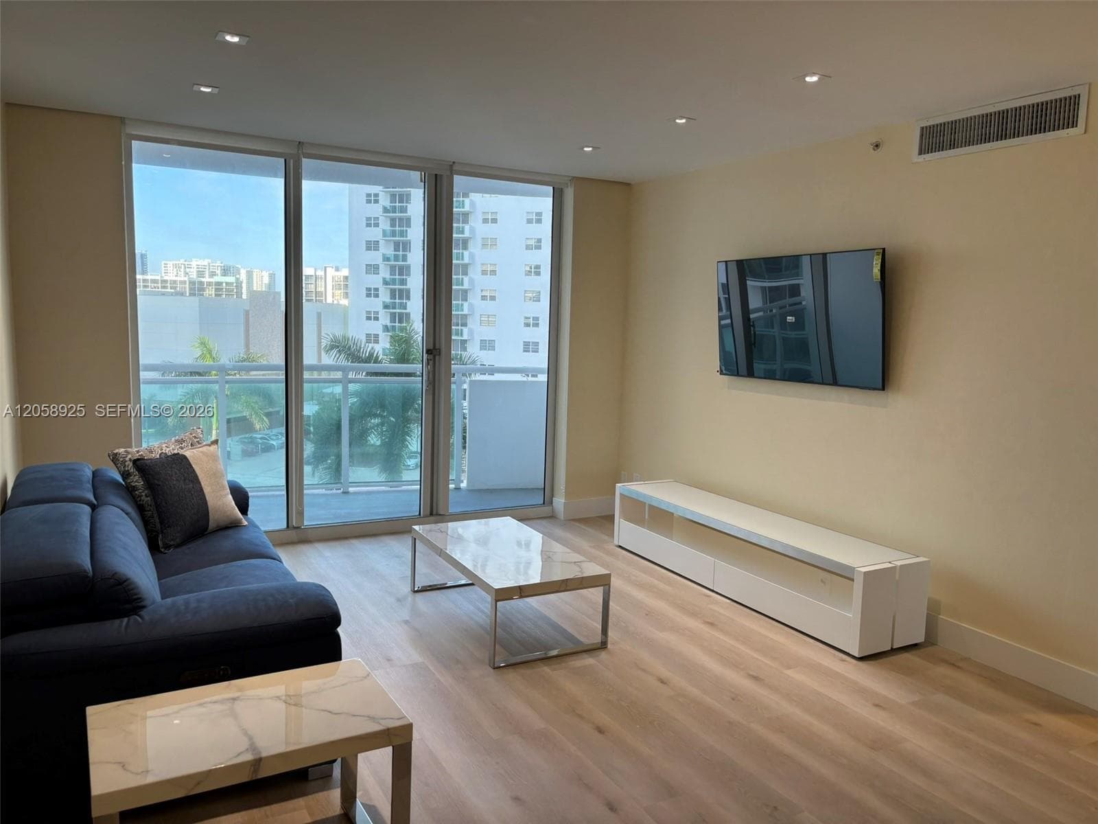 3001 S Ocean Dr # 639, Hollywood FL 33019 photo 2