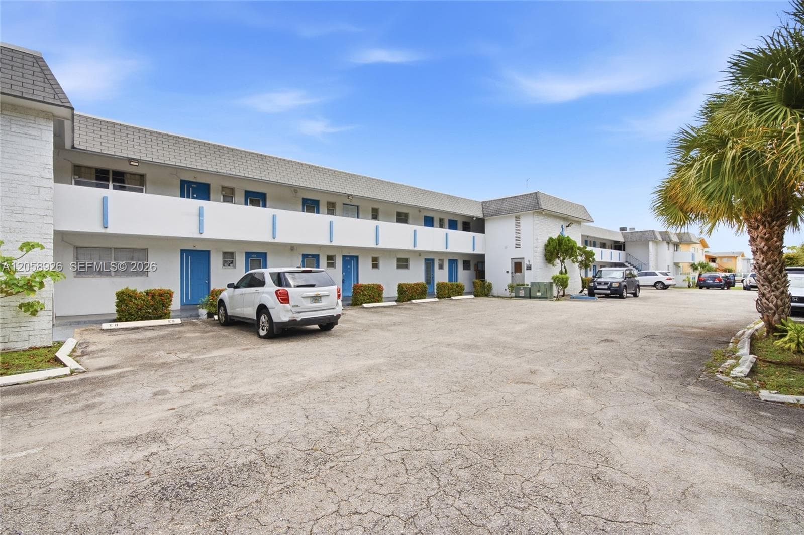 19051 NE 2nd Ave # 1503, Miami FL 33179