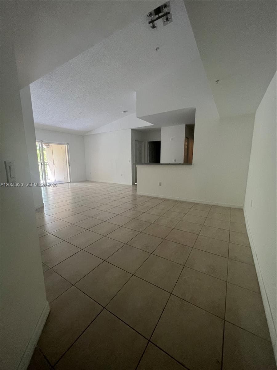 2427 Centergate Dr # 305, Miramar, FL 33025 photo 5