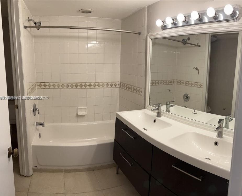 1149 Independence Trl # 1149G, Homestead FL 33034 photo 3