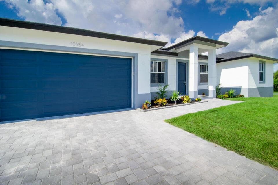 10654 Washington Road, Port Charlotte FL 33981 photo 3
