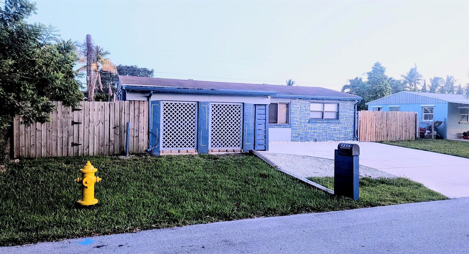 4340 N MARY Circle, Palm Beach Gardens FL 33410 photo 2