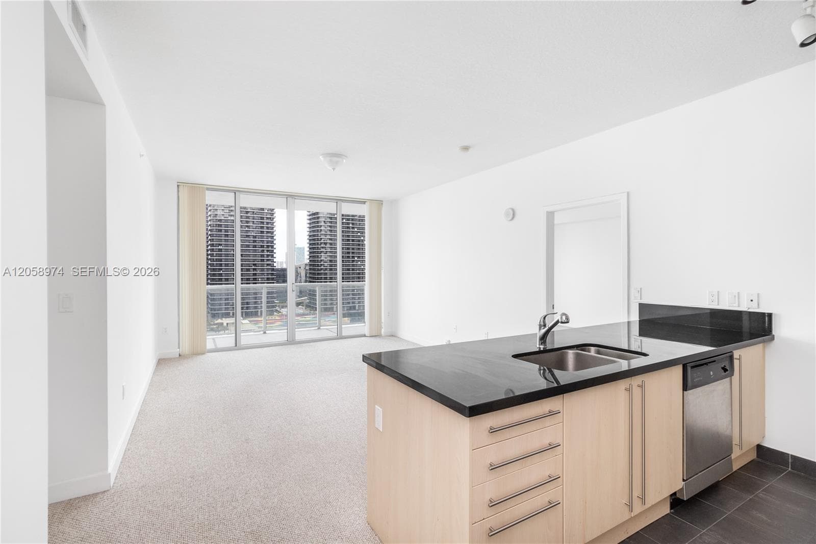 1111 SW 1st Ave # 2423-N, Miami FL 33130