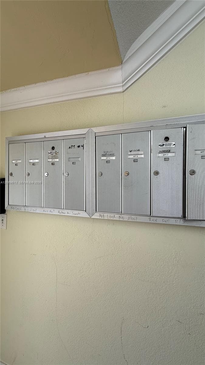 7636 Abbott Ave # 6, Miami Beach FL 33141 photo 5
