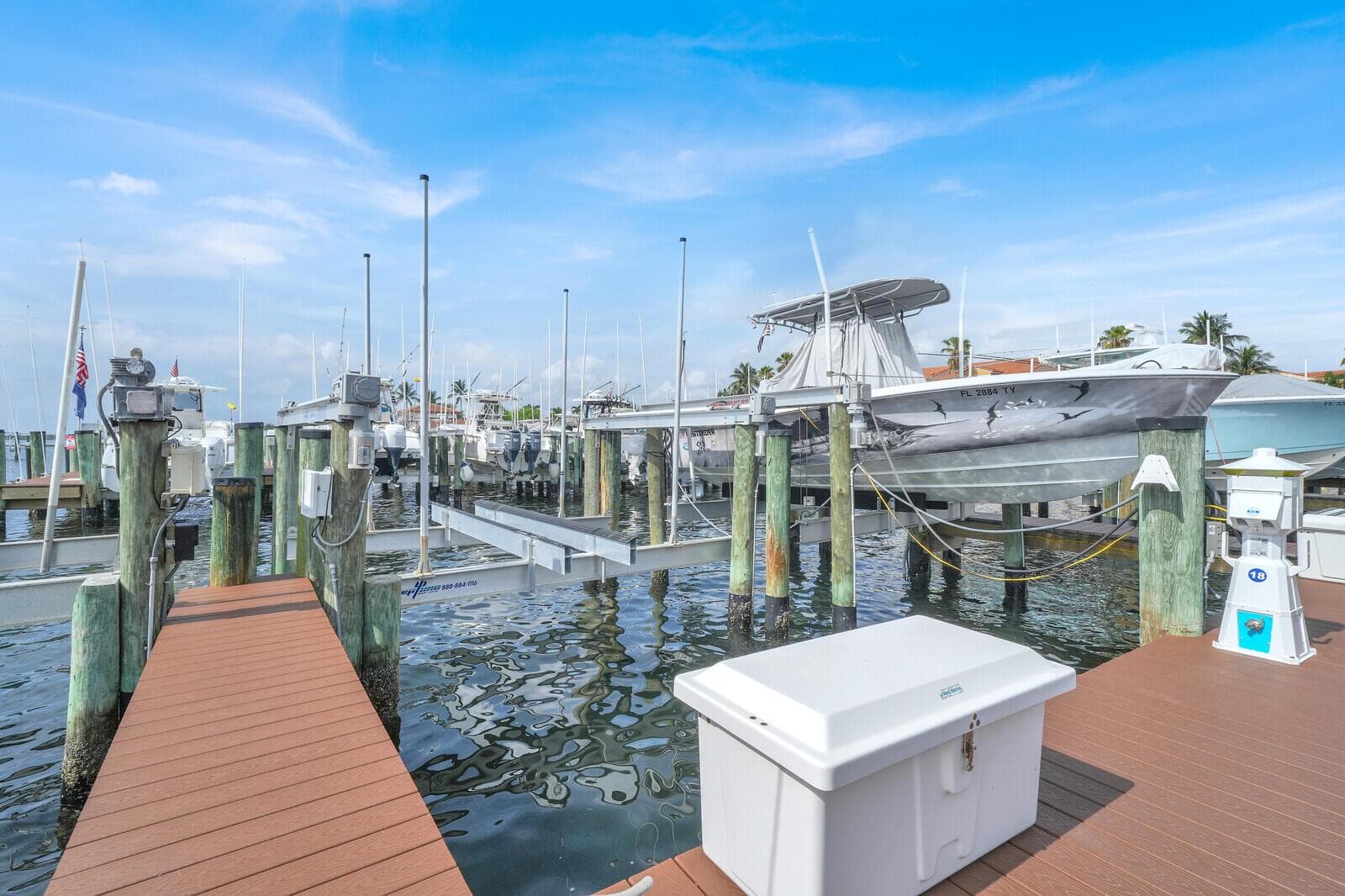 110 Yacht Club Way # 105, Hypoluxo FL 33462 photo 2