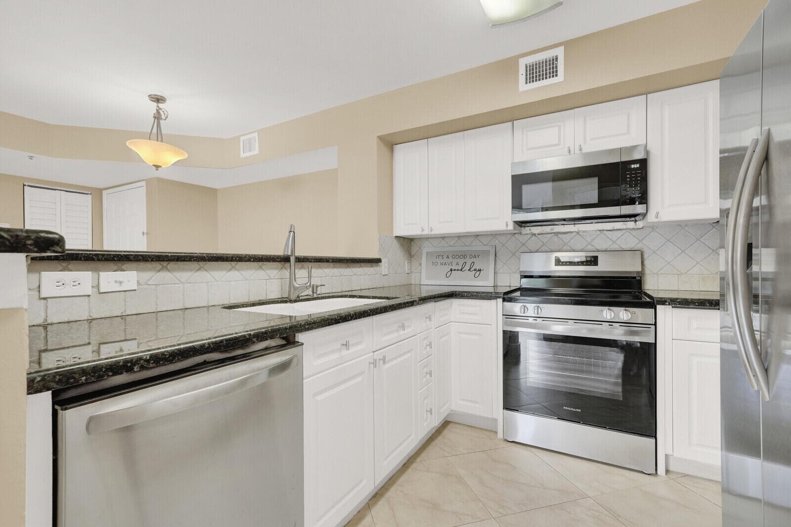 110 Yacht Club Way # 105, Hypoluxo FL 33462 photo 3