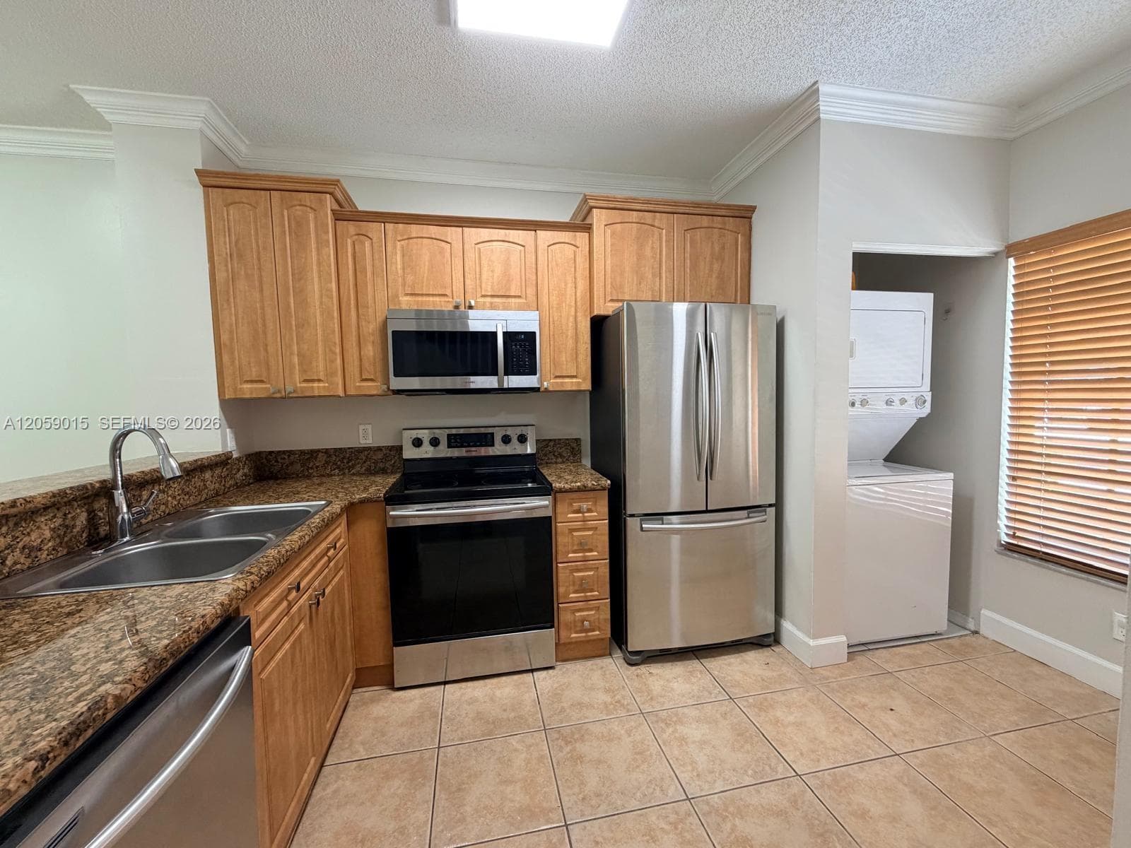 752 SW 122nd Ter, Pembroke Pines FL 33025 photo 3