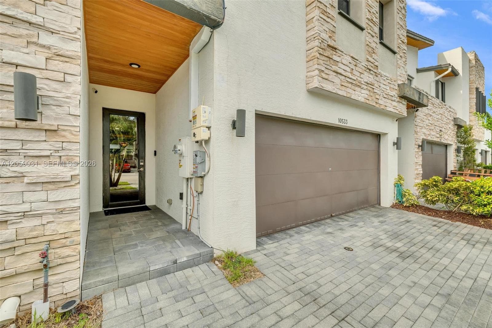 10533 NW 78th Ter, Doral FL 33178 photo 3