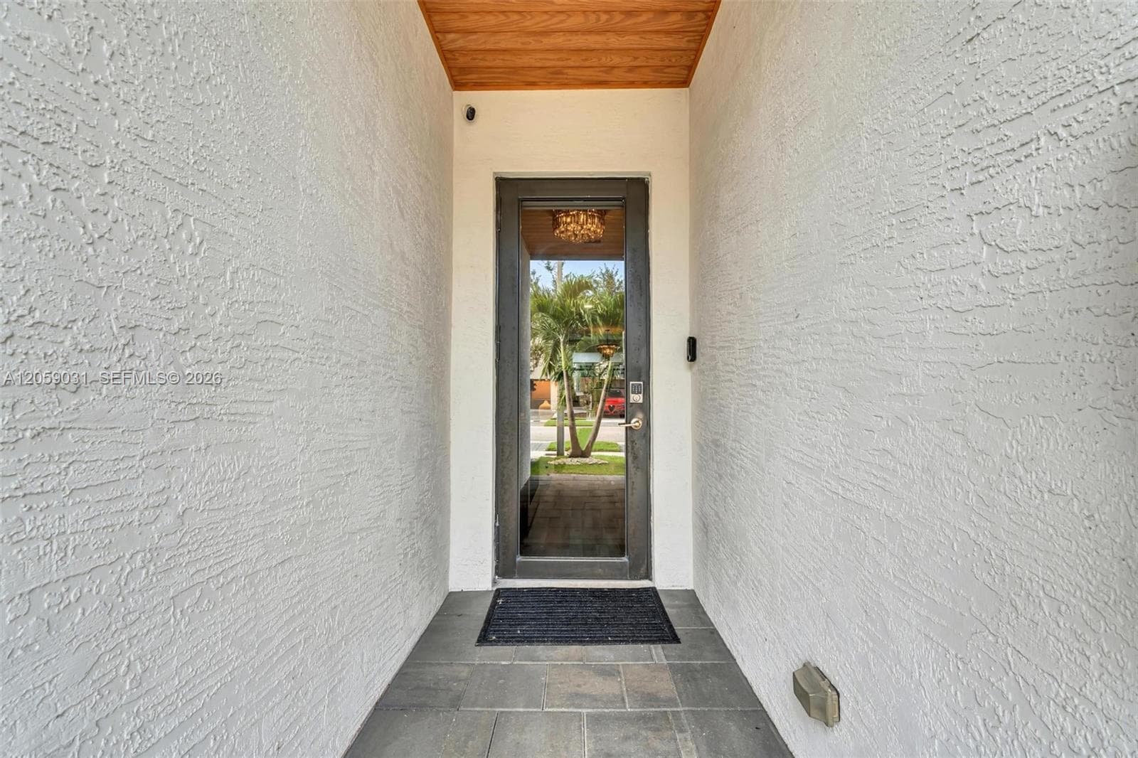 10533 NW 78th Ter, Doral FL 33178 photo 4