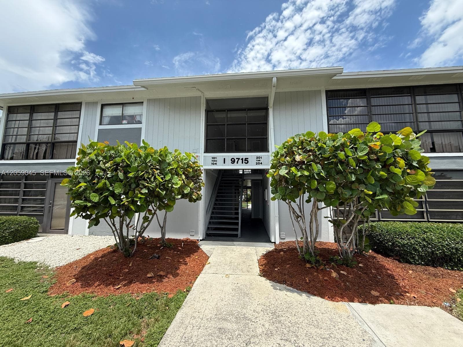 9715 Hammocks Blvd # 102, Miami FL 33196