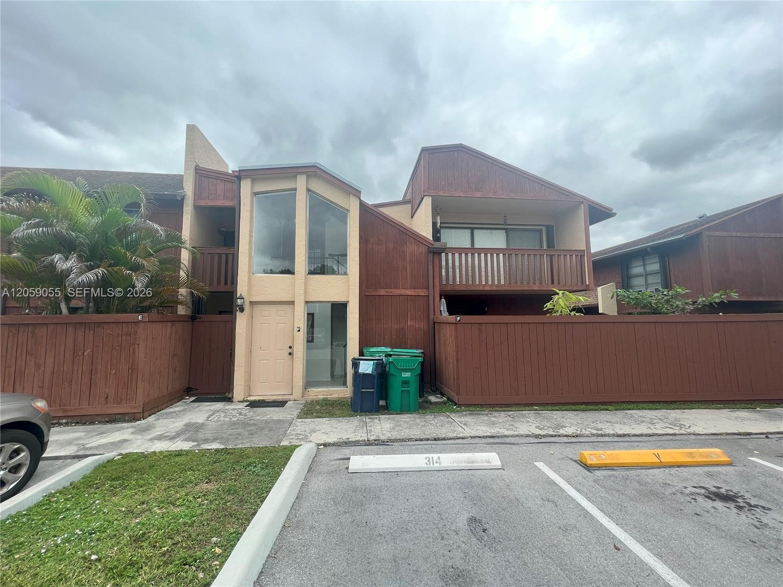 6211 SW 116th Pl # F, Miami FL 33173 photo 2